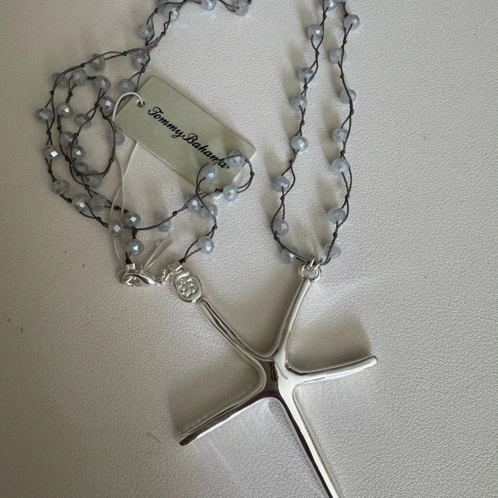 Tommy Bahama Silver Starfish Treasure Pendant - Picture 2 of 3
